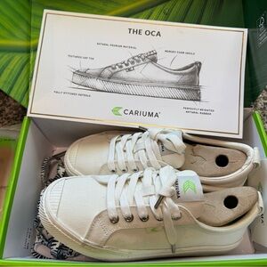 Cariuma Off-White Canvas Sneakers
